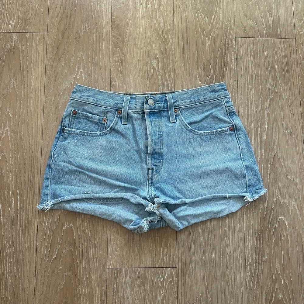 Levi’s Button fly shorts